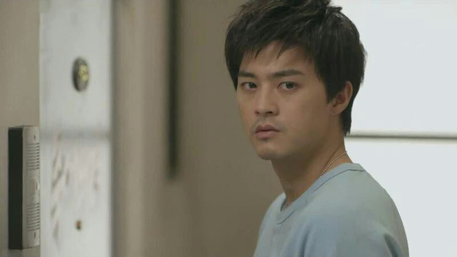 Luôn coi thường vợ lương thấp, cô khiến anh chết điếng khi đưa liền 10 triệu ra cho bố mẹ tiêu vặt-1