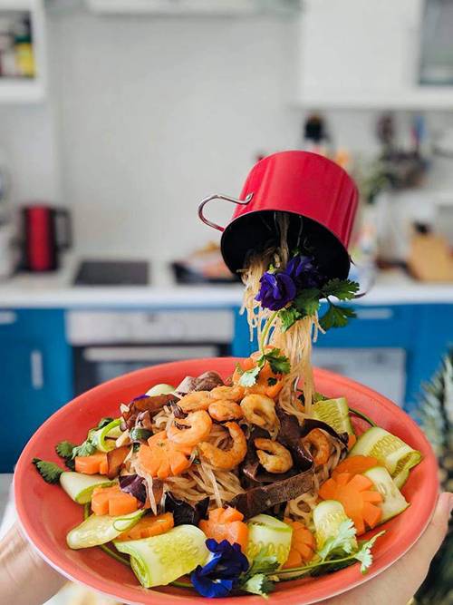 Từ nấu gì cũng cháy nồi, nàng dâu SG quyết tâm vào bếp, mẹ chồng khó tính phải gật gù-7