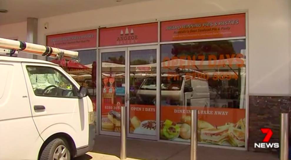 Úc điều tra vụ 9 người nhập viện sau khi ăn bánh mì Việt Nam-1