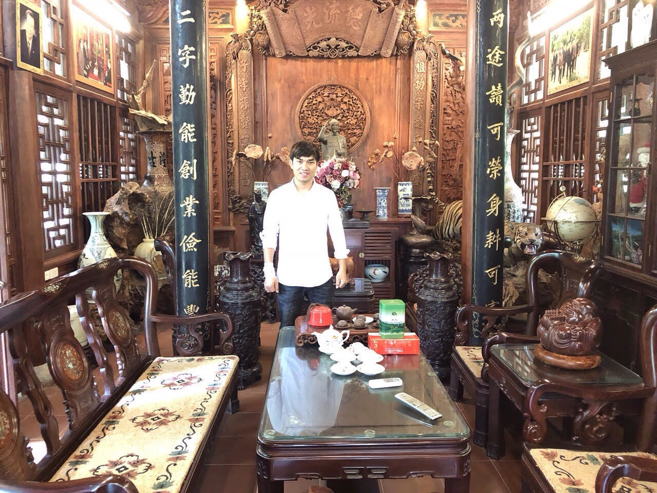 Biệt phủ gỗ 3D chục tỷ đồng: Nhà hoài cổ nét lạ của đại gia Việt-2