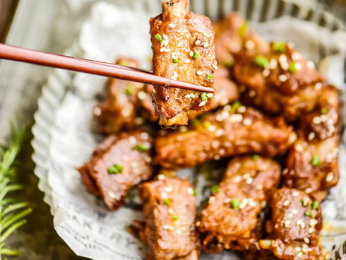 Order sườn nướng đặc biệt, cô gái sốc tận óc khi nhận đồ, cắn miếng sườn còn nguyên thịt sống đỏ au-6