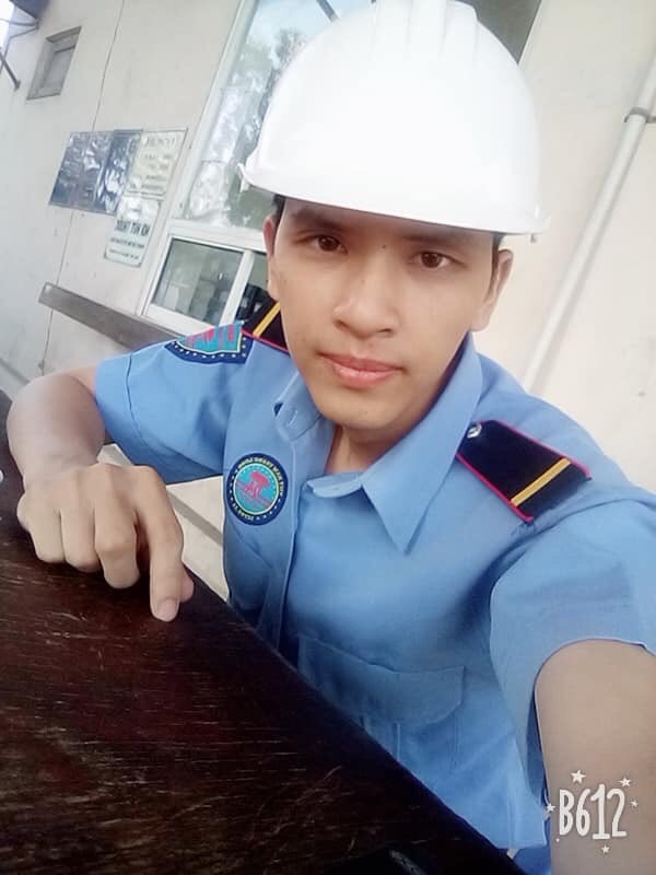 Nhắc sếp vi phạm nội quy, anh bảo vệ nhận cái kết khó lường trong ngày đầu năm-1