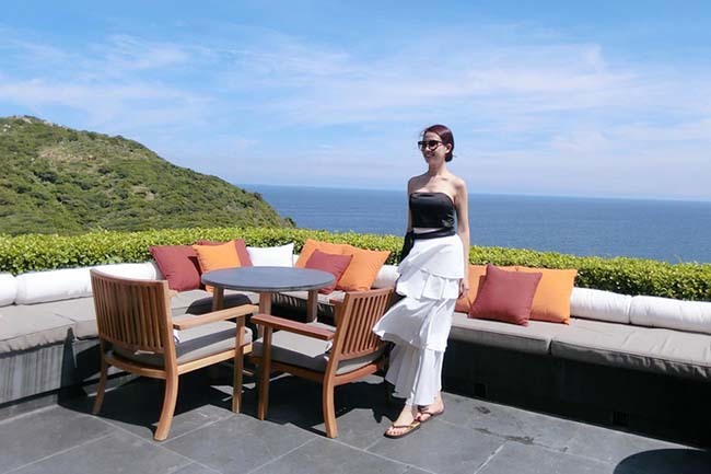 Hoa hậu vừa được bạn trai về tận quê Tiền Giang tặng nhẫn 5,5 tỷ giàu cỡ nào?-13