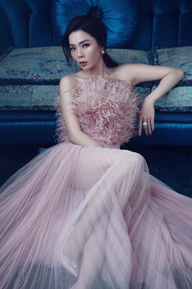 Không cần sụn mũi giả, Lệ Quyên vẫn biến” nhan sắc trẻ đẹp như gái 20 bằng cách này-14