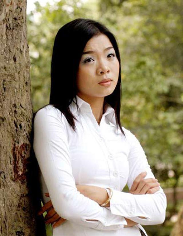 Không cần sụn mũi giả, Lệ Quyên vẫn biến” nhan sắc trẻ đẹp như gái 20 bằng cách này-7