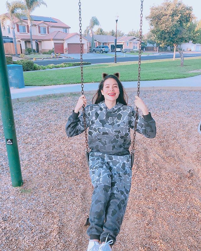 Sau thông báo đã đính hôn, Phạm Hương khoe hình ảnh cuộc sống bình yên trên đất Mỹ-1