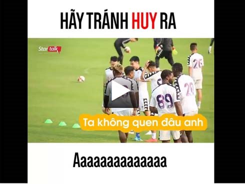 'Thánh lầy lội' khó ai vượt mặt Đức Huy: Vừa trêu đùa lại đấm đồng đội rồi nhanh chân chạy mất dép