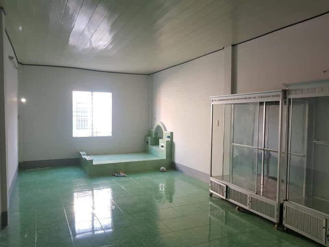 Thiết kế giường ngủ nằm cho mát nhưng nhìn chẳng khác gì lăng mộ, chủ trọ khiến khách thuê chạy dài không dám quay lại-1