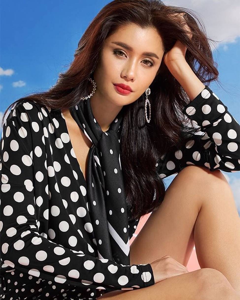 Vẻ đẹp gợi cảm quyến rũ của mỹ nhân gây bão trên truyền hình Thái-7