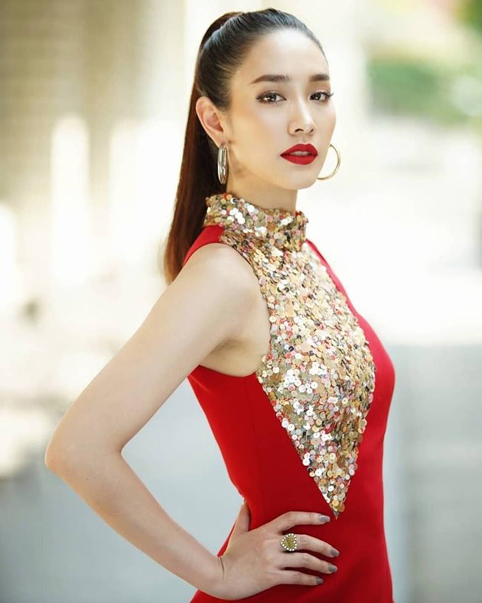 Vẻ đẹp gợi cảm quyến rũ của mỹ nhân gây bão trên truyền hình Thái-14