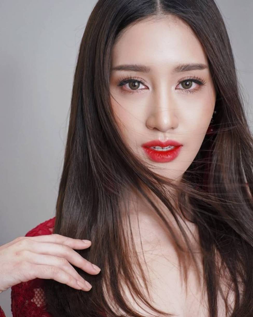 Vẻ đẹp gợi cảm quyến rũ của mỹ nhân gây bão trên truyền hình Thái-15