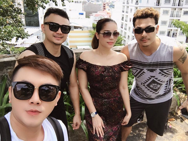 Cuộc sống sau hào quang tình - tiền của nữ ca sĩ nóng bỏng một thời Quách An An giờ ra sao?-17