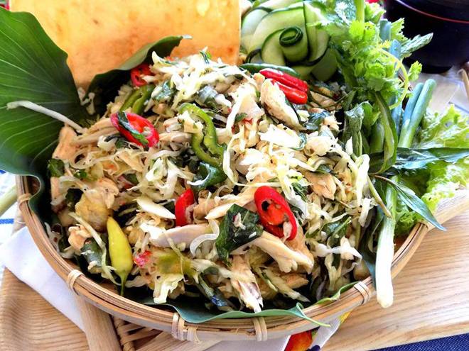 Nộm gà xé phay đơn giản, dễ làm lại giòn ngon, thanh mát vừa mang ra đã hết-5