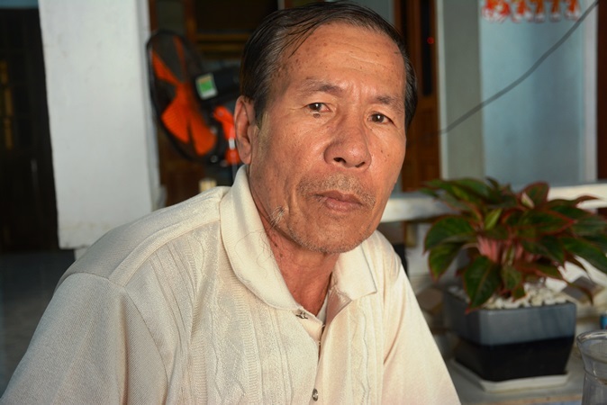 Việt kiều bị tạt axit: Người cha giải thích việc con trai cả vội về Canada-1