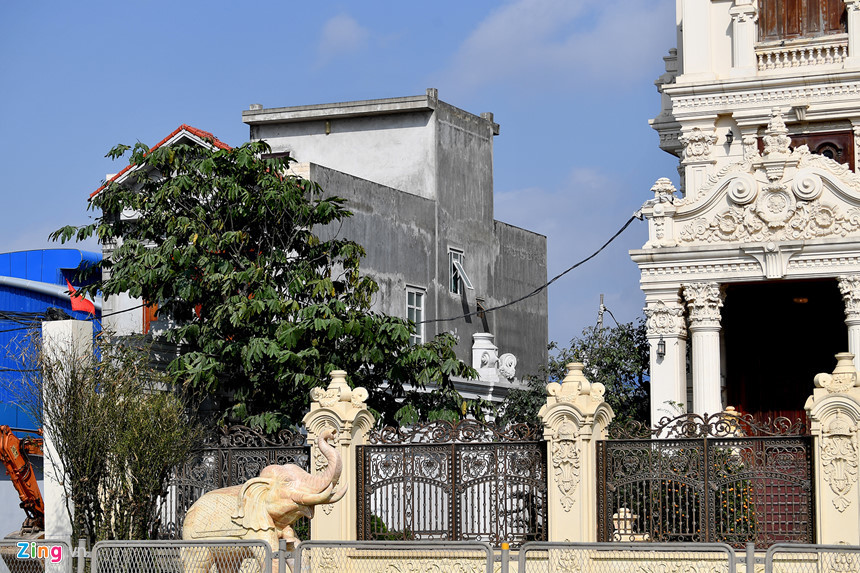 Lâu đài hoành tráng như trong truyện cổ tích của đại gia Ninh Bình-14