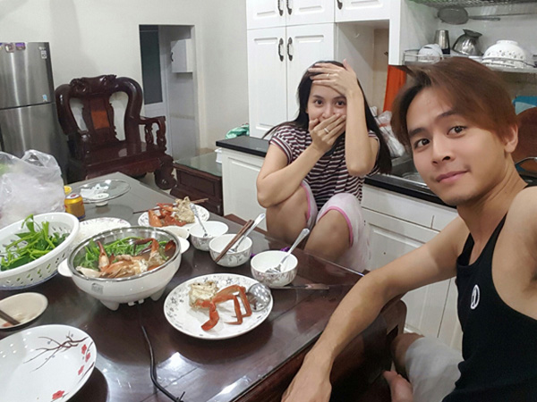 Cơ ngơi ở quê của Văn Anh và nhà Sài Gòn khác nhau một trời một vực-2