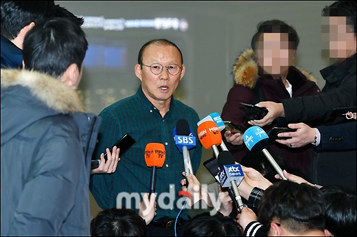 HLV Park Hang Seo chốt ngày U23 Việt Nam hội quân, sẽ triệu tập 30 cầu thủ cho Vòng loại châu Á-1