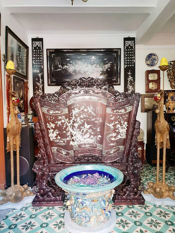 Cơ ngơi ở quê của Văn Anh và nhà Sài Gòn khác nhau một trời một vực-23