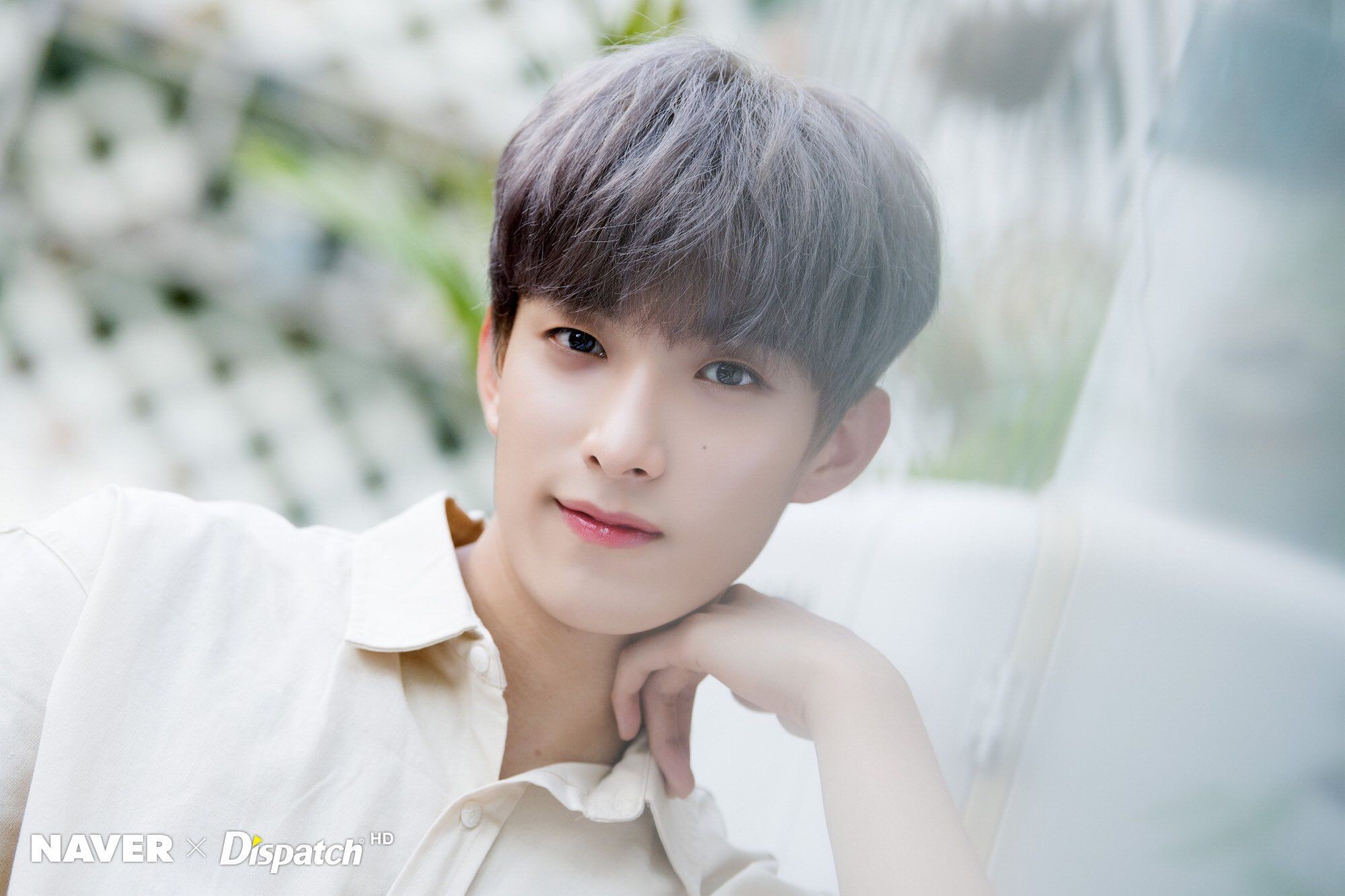 18/2 đúng là được ban phước, 4 nam thần Kpop không đẹp trai thì cũng nổi tiếng toàn cầu đều sinh ra vào ngày này-11