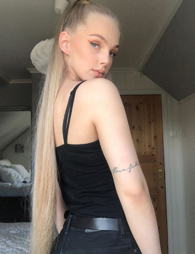 2 cô gái đẹp châu Âu mái tóc thác nước khiến người gặp, người yêu-3