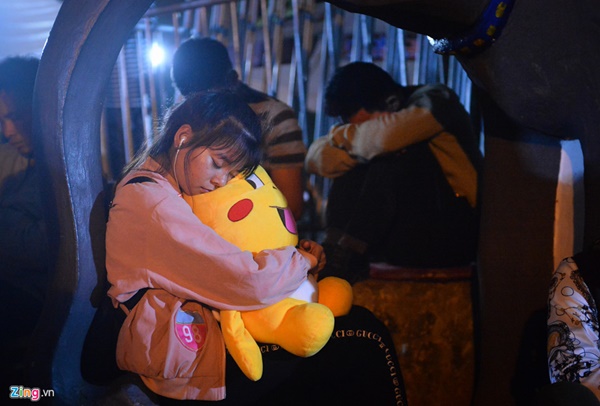 Thức trắng đêm để có được ấn đền Trần-2