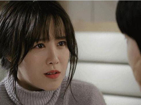 Chưa hết sốc vì chồng ngoại tình với người yêu cũ, em bất ngờ hơn nữa khi nghe câu mắng của mẹ chồng
