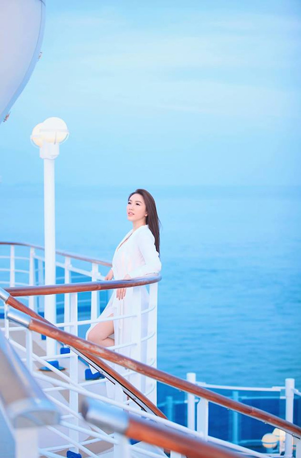 Bảo Thy khoe nhan sắc rạng rỡ với sắc trắng tinh khôi-2