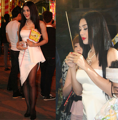 Đâu chỉ giới trẻ, loạt sao Việt cũng bị lên án gay gắt khi ăn mặc phản cảm chốn linh thiêng-8