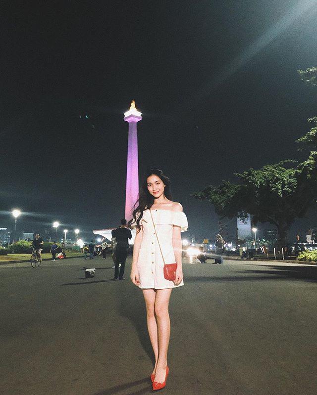 Thấp bé thì sao, cứ diện chuẩn như Hoàng Thùy Linh, Hòa Minzy là tăng cả 10cm chiều cao-12