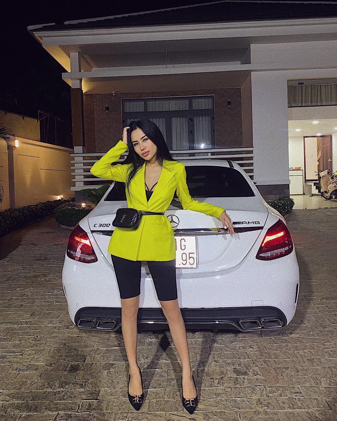 Sự thật về bức ảnh Phạm Hương khoe khoảnh khắc hạnh phúc khi mang thai rồi vội vàng xóa đi đang được lan truyền trên MXH-3