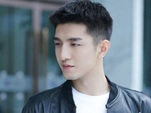 Đi lễ đầu năm, cô gái gặp được soái ca nhưng khi chàng quay mặt lại mới gây choáng váng và “khủng hoảng” hơn khi biết thân thế người phụ nữ đi cạnh Đi lễ đầu năm, cô gái gặp được soái ca nhưng khi chàng quay mặt lại mới gây choáng váng và “khủng hoảng” hơn khi biết thân thế người phụ nữ đi cạnh