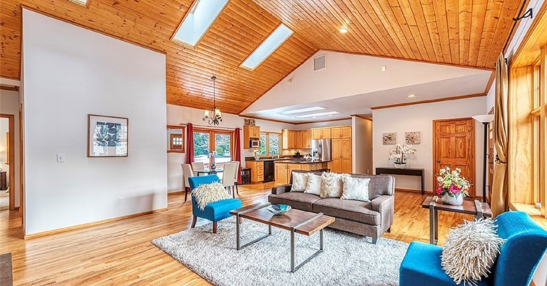 Căn nhà giản dị bỗng lên giá 35 tỷ đồng chỉ vì một thứ: Tỷ phú công nghệ Jeff Bezos từng sống ở đây-3