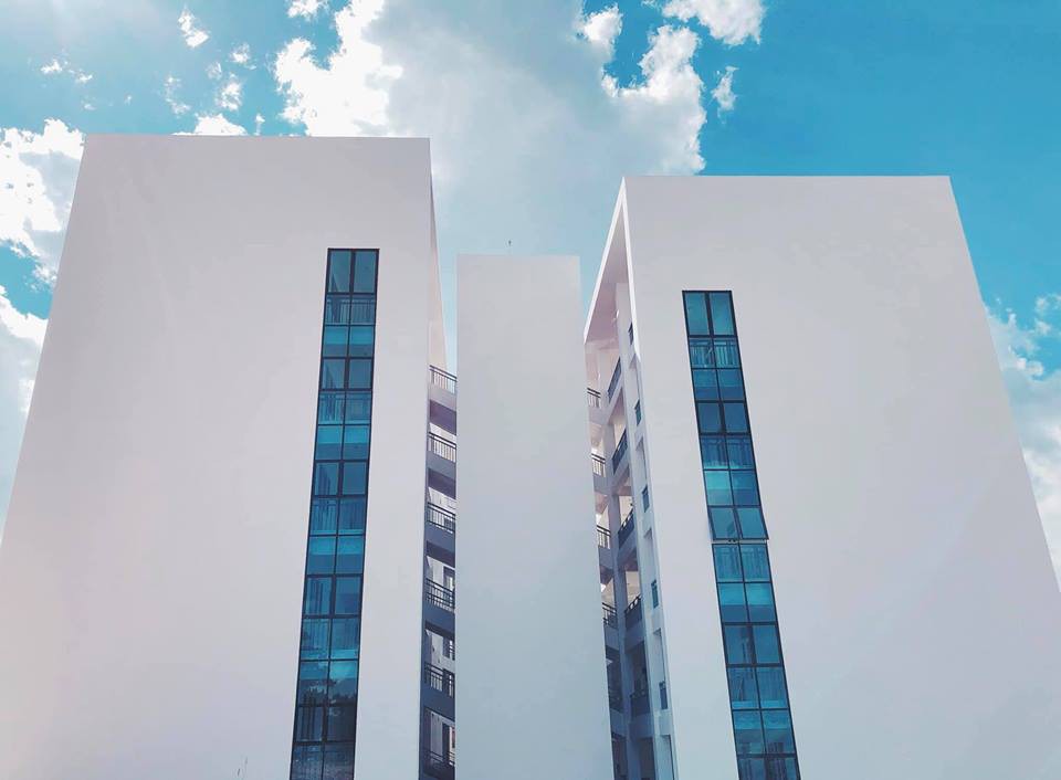 Phát hiện ra một ngôi trường ở Việt Nam đẹp đến mê hồn, lên hình không chê vào đâu được-2