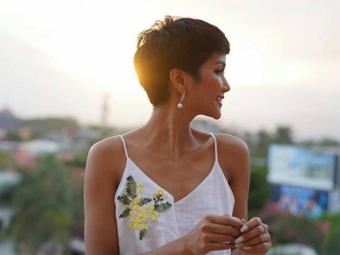 Ai bảo tóc ngắn là không thể mặc áo dài thậm chí còn đẹp ngất ngây, cứ nhìn HHen Niê, Tóc Tiên thì biết!-11