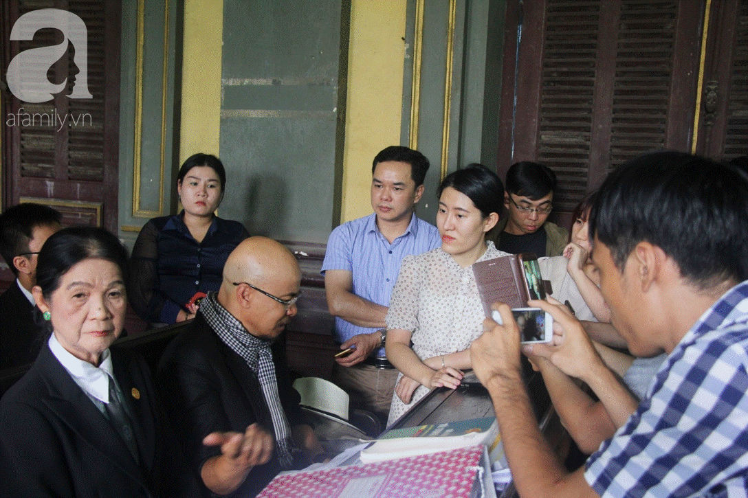 Ông Đặng Lê Nguyên Vũ nói với vợ: Không ai giành giật cái gì cả, mình đã sai rồi, đừng làm tổn thương các con-11