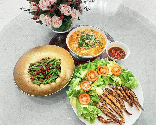 Nổi tiếng đảm đang nhưng cô dâu triệu đô Lan Khuê vẫn từng bị chê nấu tệ thế này-4