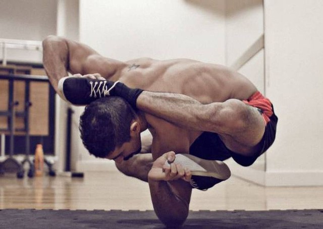 Những trò biểu diễn quái đản chỉ có dị nhân mới làm được, số 12 nhìn lại xong vẫn hết hồn-7