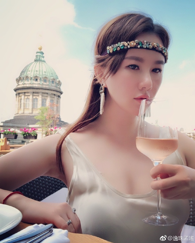 Cuộc sống của mỹ nữ được ông trùm phim 18+ cưng nhất màn ảnh-7