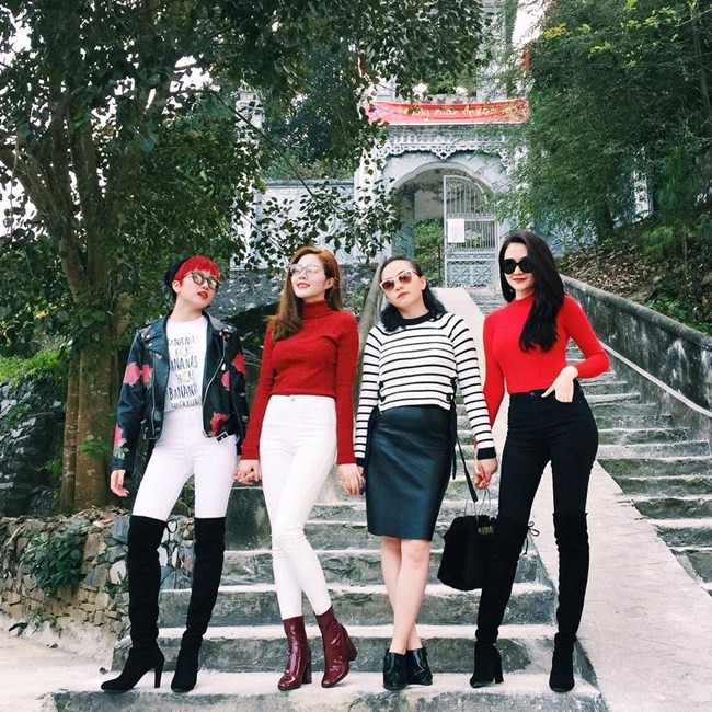 Dàn chị gái cực phẩm của sao Vbiz: Người U50, người yên bề gia thất vẫn xinh đẹp rạng ngời-19