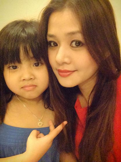 Dàn chị gái cực phẩm của sao Vbiz: Người U50, người yên bề gia thất vẫn xinh đẹp rạng ngời-10