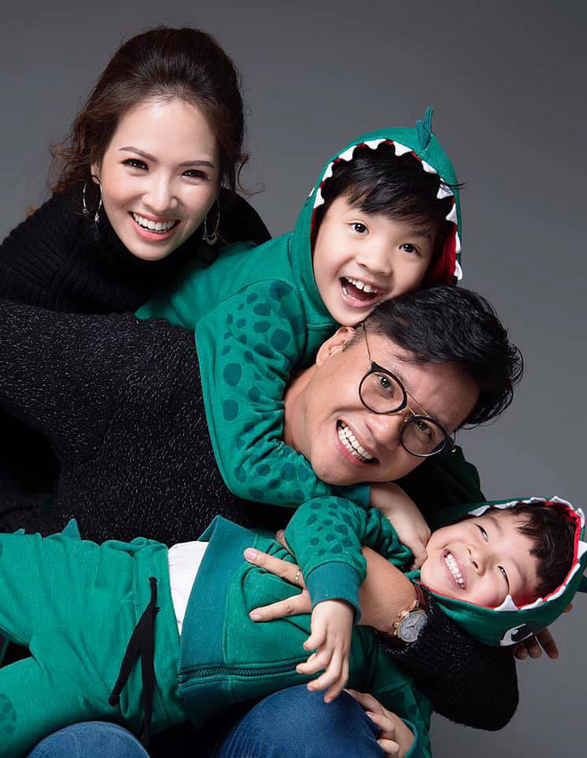 20 tuổi, Khải Anh nói với bố muốn cưới Đan Lê. 9 năm sau, anh tiếp tục nói điều đó, khi cô từng làm vợ người khác!-10