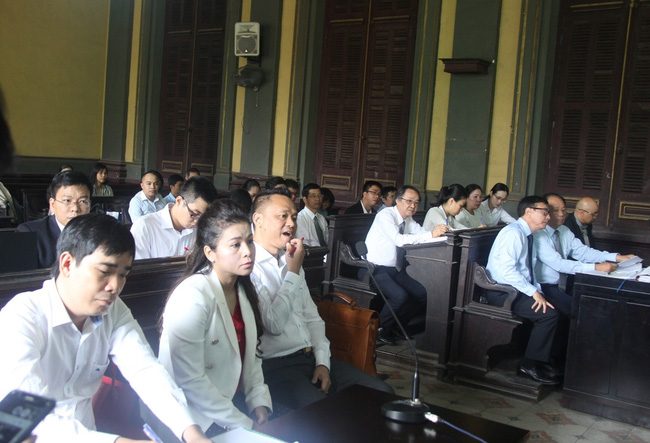 Mẹ ông Đặng Lê Nguyên Vũ: Vợ chồng không còn tình cũng còn nghĩa, có ai mà đưa chồng đi nhà thương điên đâu-1