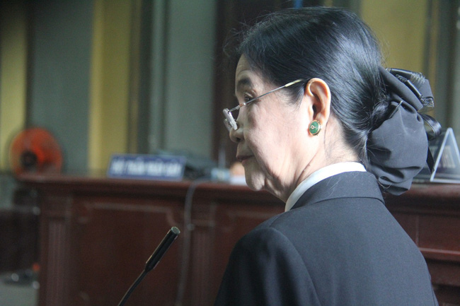 Mẹ ông Đặng Lê Nguyên Vũ: Vợ chồng không còn tình cũng còn nghĩa, có ai mà đưa chồng đi nhà thương điên đâu-4