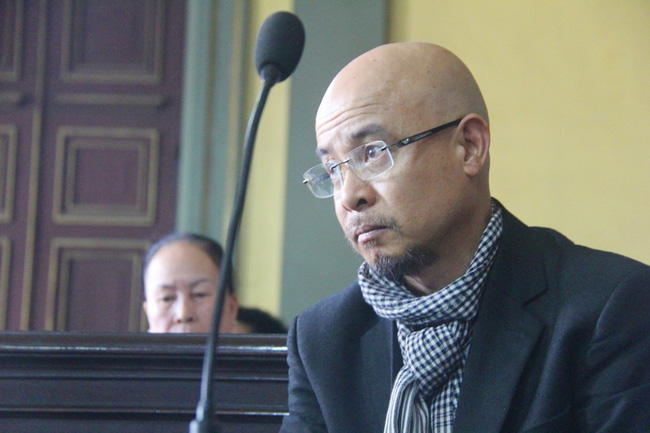 Mẹ ông Đặng Lê Nguyên Vũ: Vợ chồng không còn tình cũng còn nghĩa, có ai mà đưa chồng đi nhà thương điên đâu-12