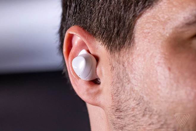 Samsung trình làng Galaxy Buds rẻ hơn AirPods, hỗ trợ sạc không dây-3