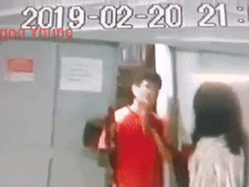 Đi chơi khuya về bị trai lạ cưỡng hôn, dân mạng bất ngờ với hành động đáp trả của cô gái