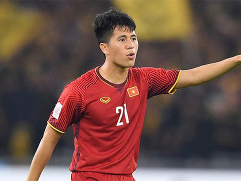 Bùi Tiến Dũng: Bộ ba trung vệ chỉ còn Đình Trọng, mong cậu ấy có thể đá vòng loại U23 châu Á-3