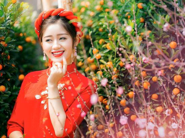 Cô giáo Lịch Sử bị học sinh chụp lén, đăng ảnh lên mạng vì xinh đẹp-3