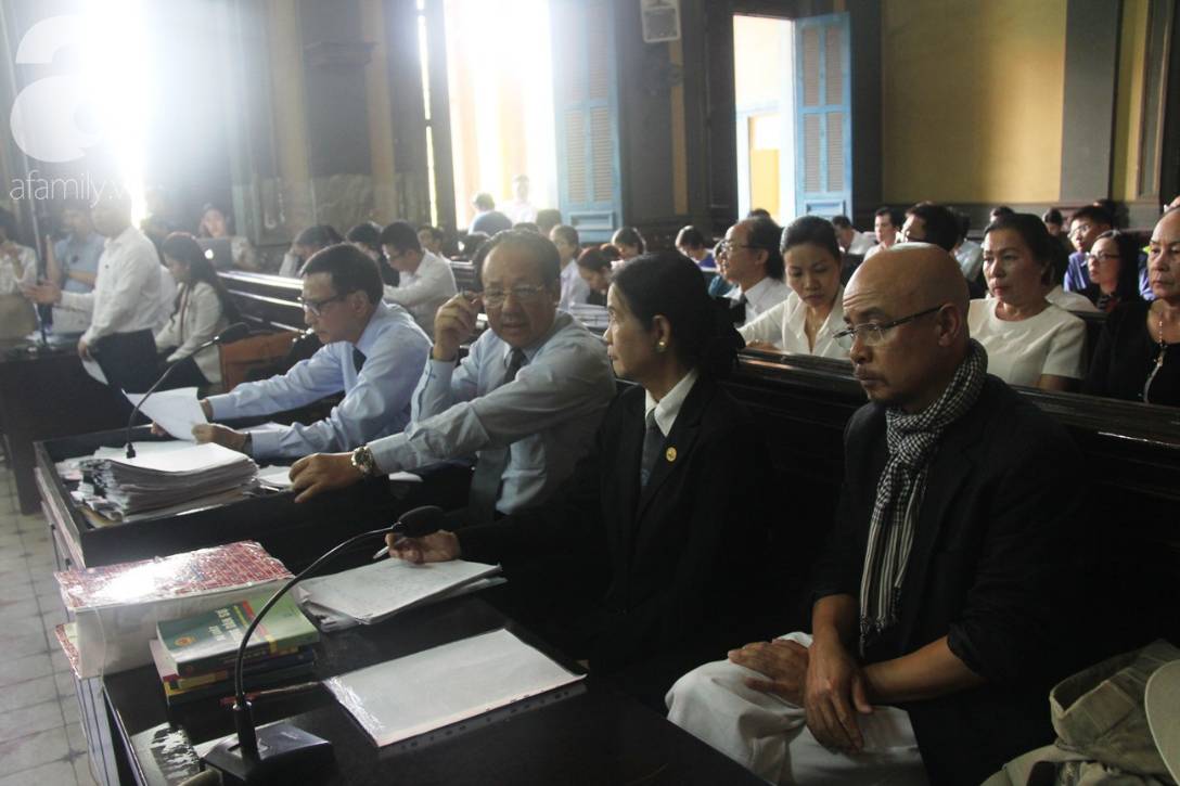 Bà Thảo không rút đơn ly hôn với ông Vũ, đề nghị chia 51% cổ phần cà phê Trung Nguyên-5