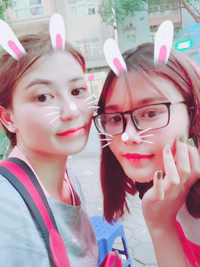 Bất ngờ với nhan sắc con gái lớn của danh hài Hiệp Gà: Mới 15 tuổi đã cao gần 1m70, gương mặt xinh xắn ăn ảnh-8